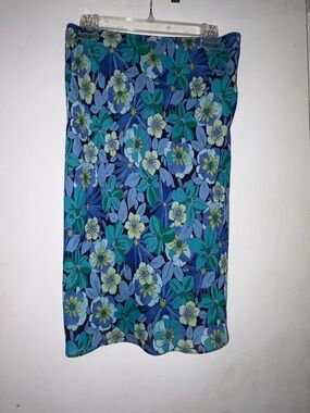 Blue Floral Midi Skirt - Pull-On Summer Style